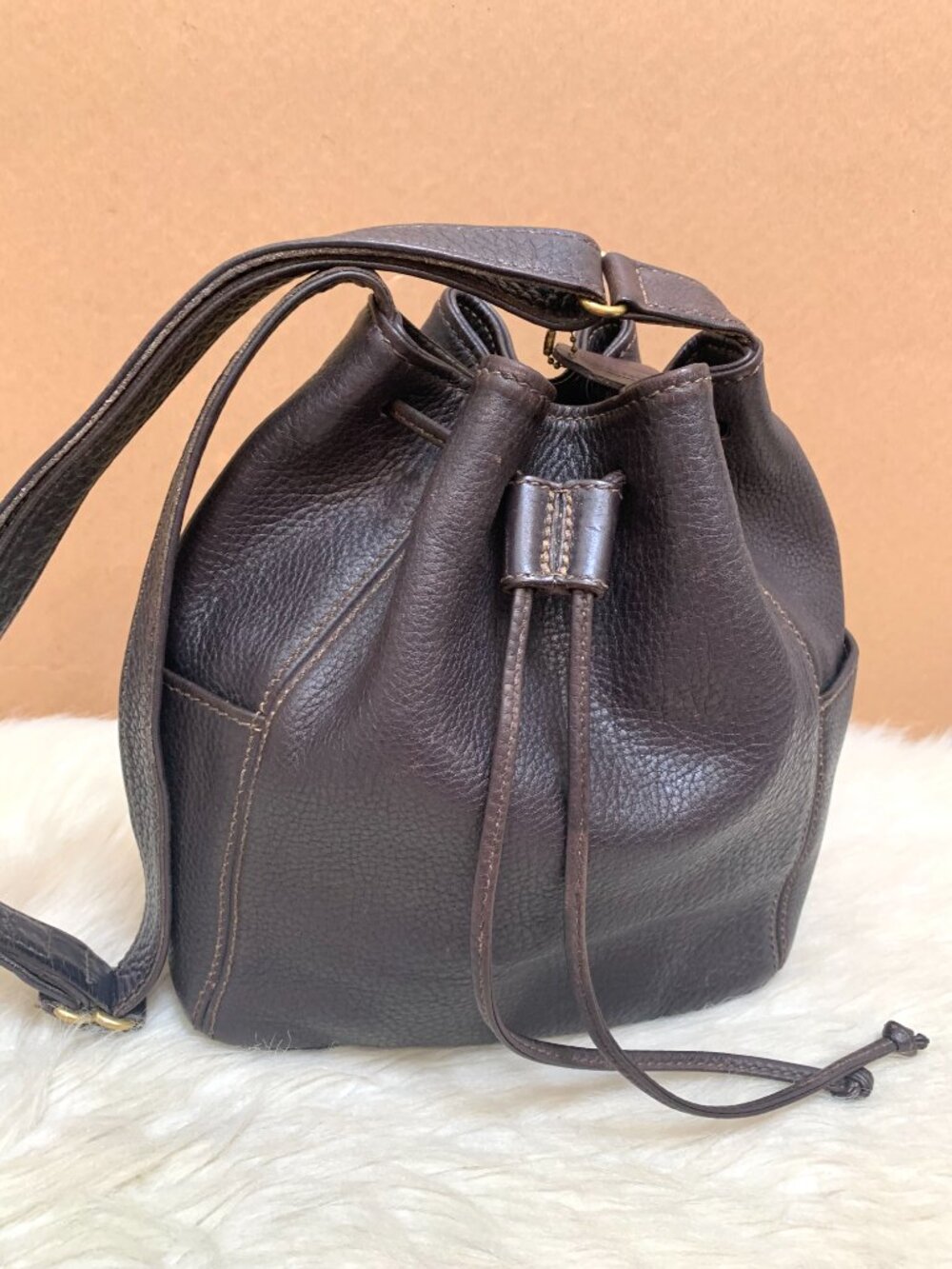 COACH SONOMA Dark Brown Pebbled Leather Vintage Drawstring Bucket Crossbody 4926